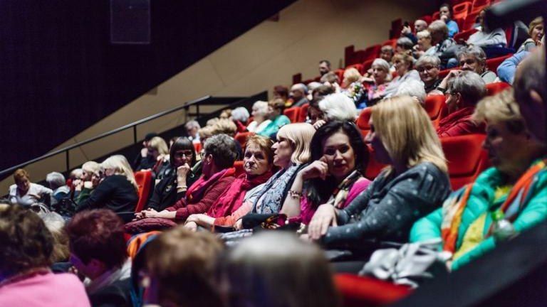 literackie_widnokregi spotkanie z Grażyna_Szapolowska Wielicka_Mediateka-017.jpg