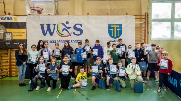 XXXVII Turniej Tenisa Stolowego Sladami Grubby Wieliczka Koźmice Wielkie-001.jpg