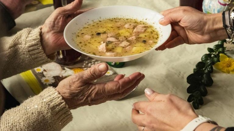 swiateczne spotkanie dla potrzebujących w Barze Bulka z maslem Wieliczka-002.jpg