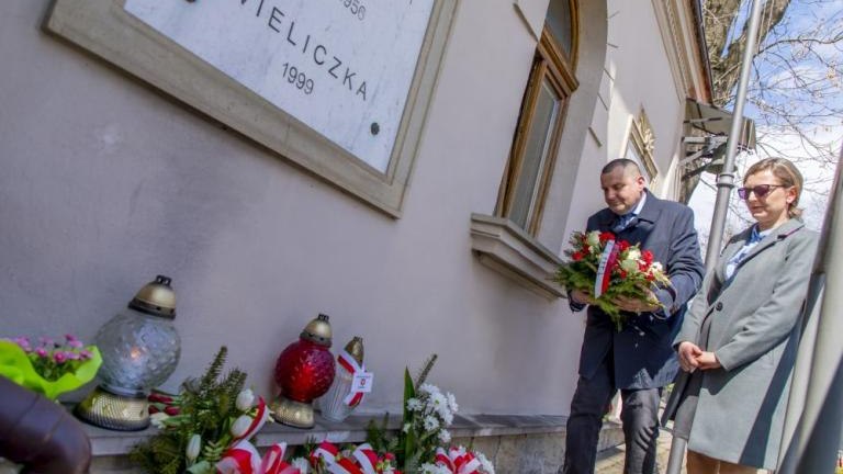 83 rocznica zbrodni katynskiej Wieliczka-014.jpg