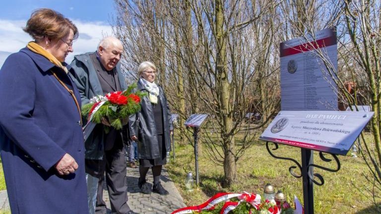 83 rocznica zbrodni katynskiej Wieliczka-045.jpg