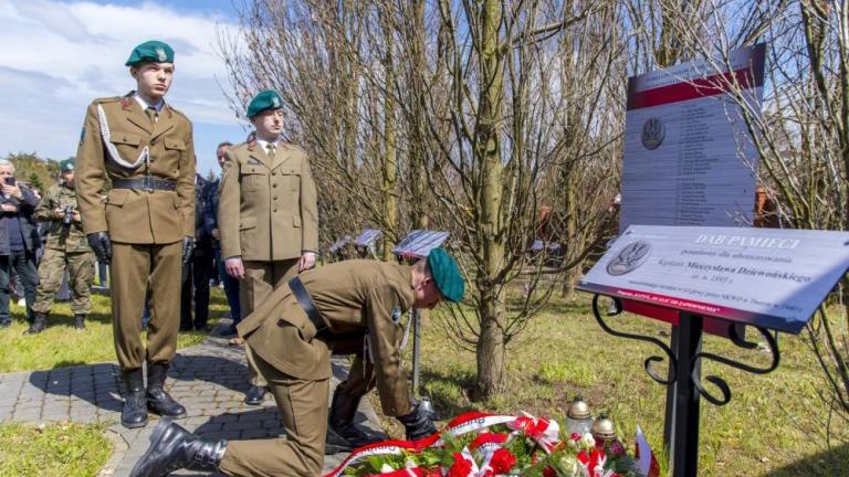 83 rocznica zbrodni katynskiej Wieliczka-046.jpg