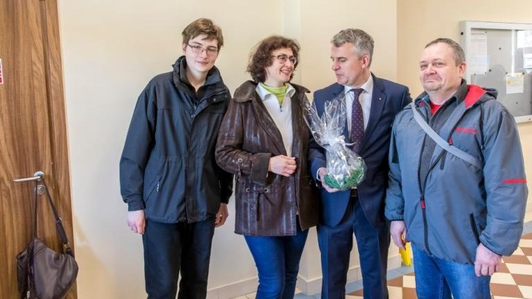 sniadanie Wielkanocne na wielickim dworcu-014.jpg