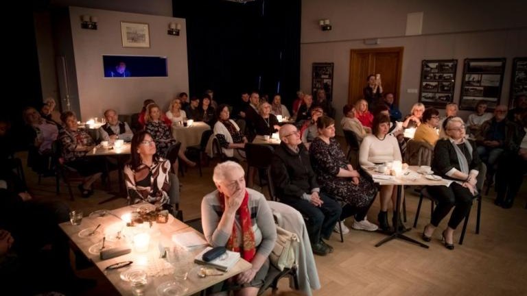 zeby zostac pisarzem wystarczy miec jedno porzadne dziecinstwo Krzyszkowice Wieliczka-006.jpg