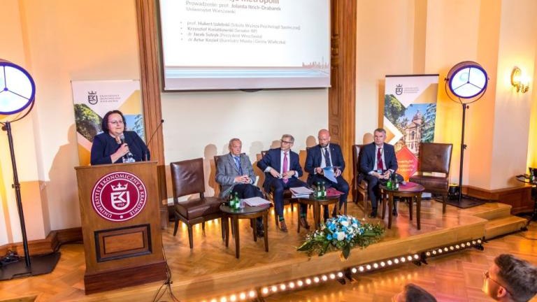 rozmowy o polskich metropoliach w krakowie Artur Koziol Wieliczka-018.jpg