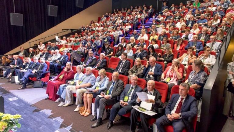 Miedzynarodowa Konferencja Samorzad 6.0 Wieliczka Mediateka-001.jpg