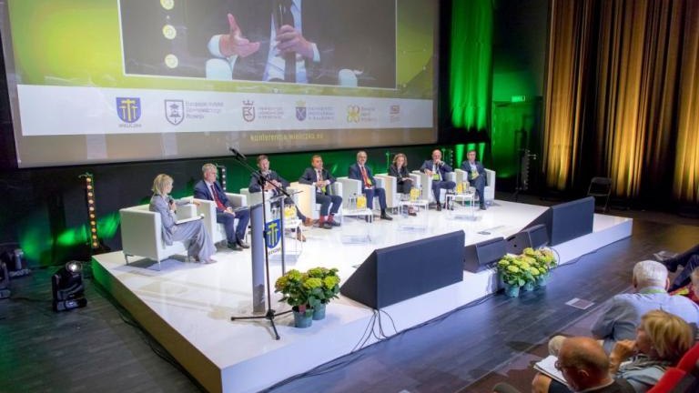 Miedzynarodowa Konferencja Samorzad 6.0 Wieliczka Mediateka-019.jpg
