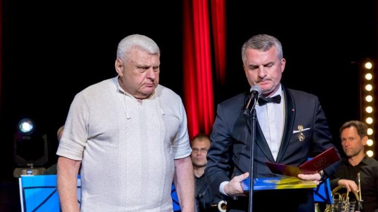 wreczenie medali dobroci 2023 Wieliczka Mediateka-039.jpg