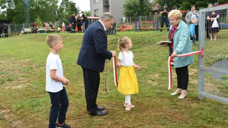 Otwarcie nowego placu zabaw i terenu rekreacyjnego w Raciborsku gm Wieliczka-024.jpg