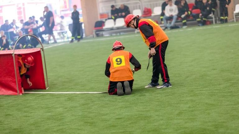 zawody mlodziezowych druzyn pozarniczych hala_sportowa_ SP6 Wieliczka-025.jpg