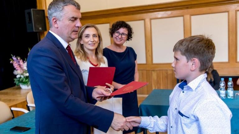 IX sesja mlodziezowej rady miejskiej w Wieliczce-003.jpg