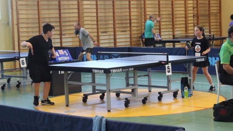 otwarty turniej tenisa stolowego w Kozmicach Wielkich 002.jpg