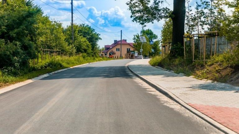 przebudowana droga gminna w Grajowie gm Wieliczka-015.jpg