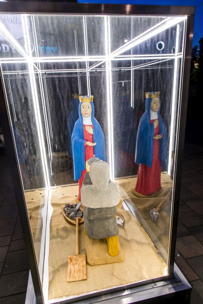 Swieta Kinga patronka gornikow solnych na Trakcie Solnym Wieliczka-014.jpg