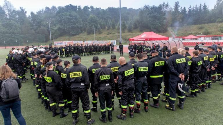 zawody strazackie 2023 arena lekkoatletyczna gmina Wieliczka-001.jpg