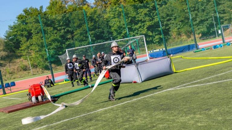 zawody strazackie 2023 arena lekkoatletyczna gmina Wieliczka-028.jpg