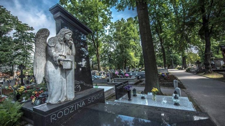 dzien_wszystkich_swietych 1_listopada cmentarz_komunalny Wieliczka-020.jpg