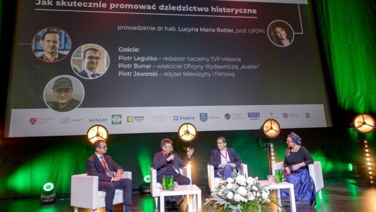 wyzwania stojace przed miastami historycznymi konferencja gm Wieliczka-005.jpg
