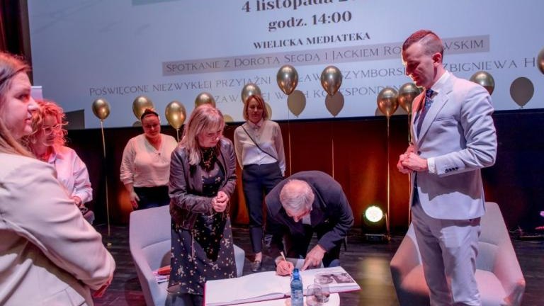 historia niezwyklej przyjazni Wisławy Szymborskiej oraz Zbigniewa Herberta Wielicka_Mediateka-006.jpg