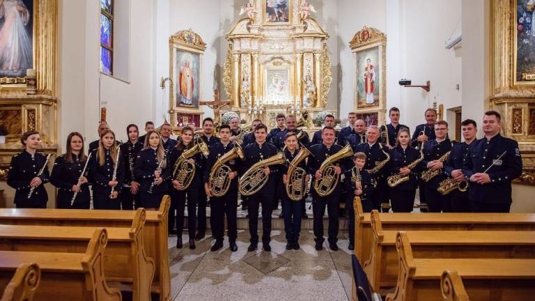 koncert zaduszkowy orkiestry detej Hejnal z Byszyc gm Wieliczka-024.jpg