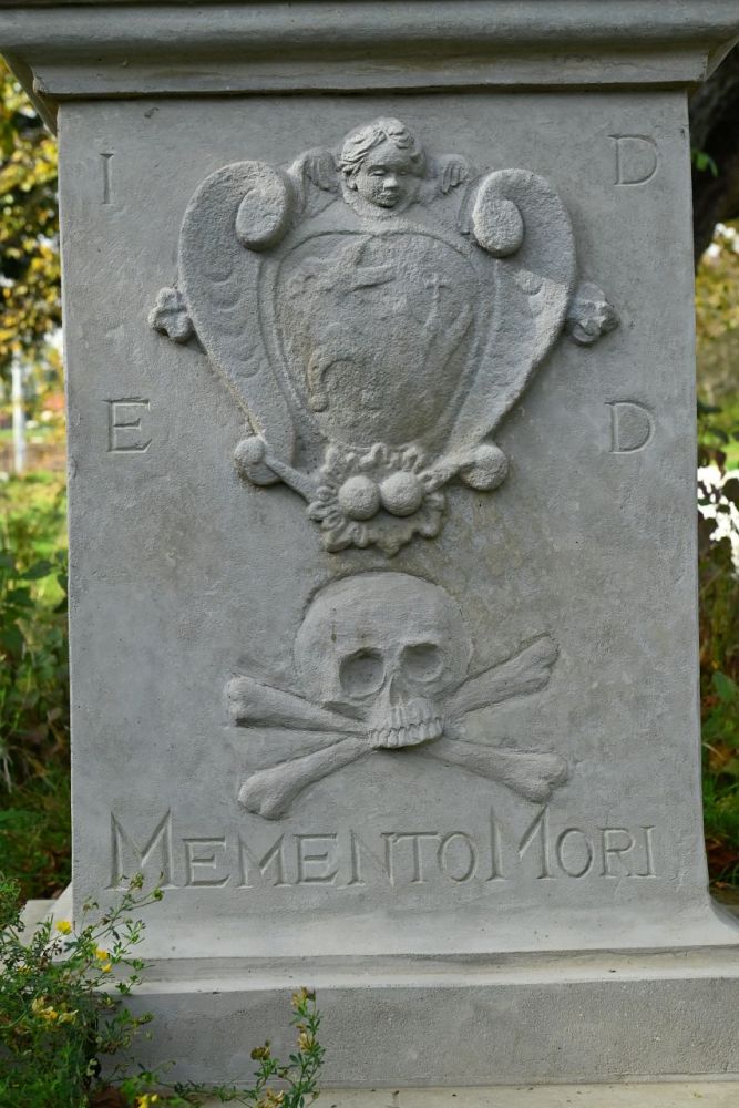 odrestaurowana zabytkowa kolumna w Grajowie gm Wieliczka-008.jpg