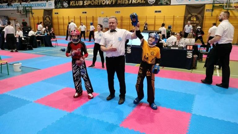 Otwarte Mistrzostwa Slaska w Kickboxingu sukces Wielicko-Gdowskiej Szkoly Walki Prime-008.jpg