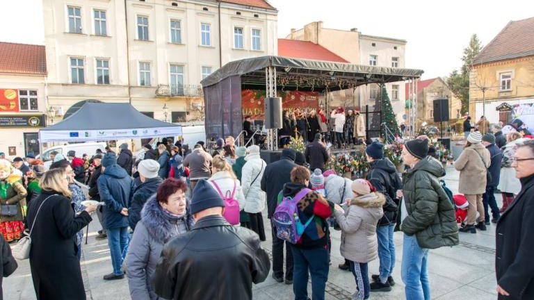 Wigilia dla mieszkancow 2023 wielicki_rynek Miasto i Gmina Wieliczka-007.jpg