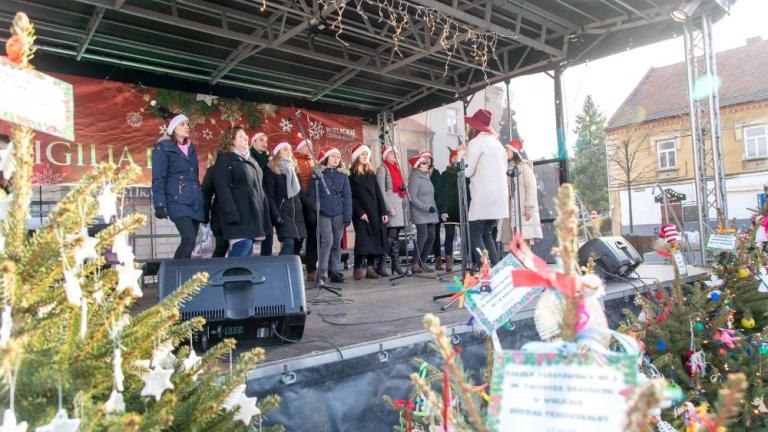 Wigilia dla mieszkancow 2023 wielicki_rynek Miasto i Gmina Wieliczka-020.jpg