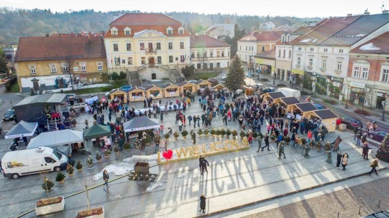 Wigilia dla mieszkancow 2023 wielicki_rynek Miasto i Gmina Wieliczka-027.jpg