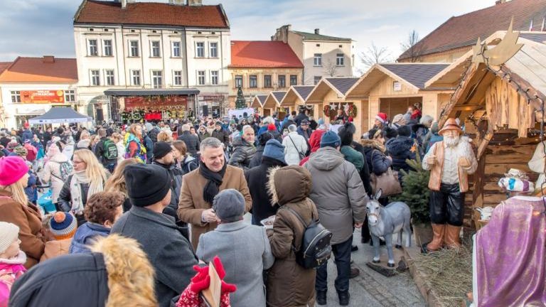 Wigilia dla mieszkancow 2023 wielicki_rynek Miasto i Gmina Wieliczka-042.jpg