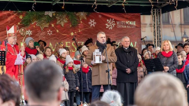 Wigilia dla mieszkancow 2023 wielicki_rynek Miasto i Gmina Wieliczka-060.jpg