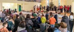 Betlejemskie Światło Pokoju w Centrum Pomocy dla Ukrainy w Grabiu