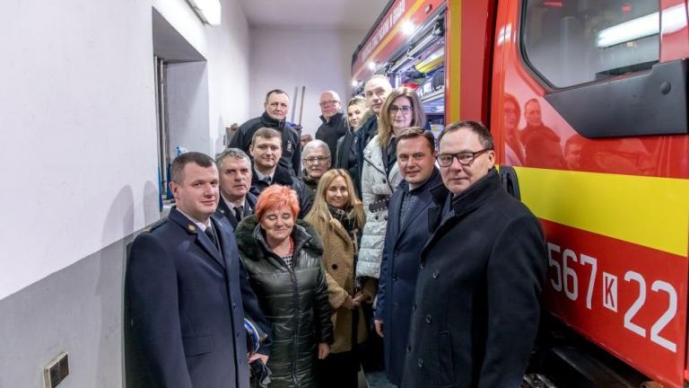 nowy samochod pozarniczy dla OSP Grabie gw Wieliczka-002.jpg