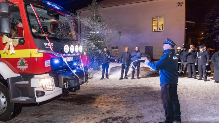 nowy samochod pozarniczy dla OSP Grabie gw Wieliczka-020.jpg