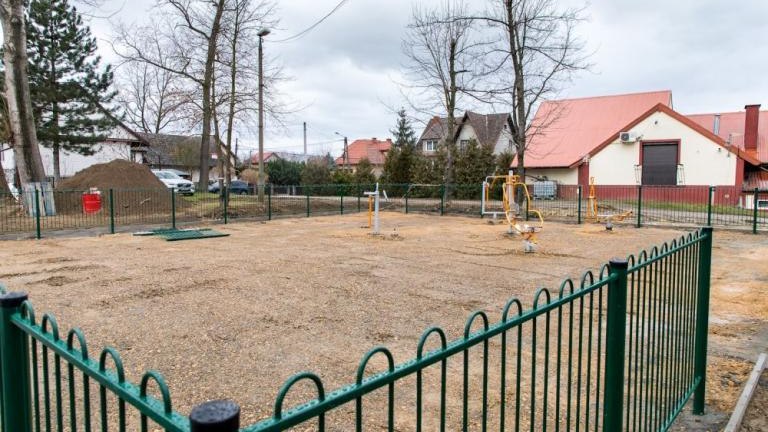 remont budynku LKS Kokotow oraz zagospodarowanie terenu obok Wieliczka-010.jpg