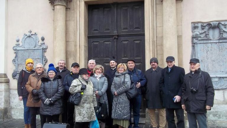 msza sw w kosciele Karmelitow dla MZRTK i spotkanie oplatkowe w bibliotece publicznej przy Rajskiej-004.jpg