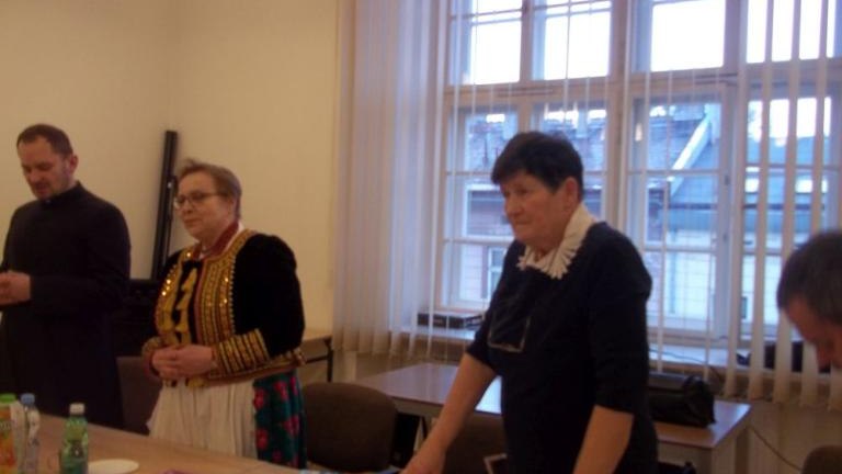 msza sw w kosciele Karmelitow dla MZRTK i spotkanie oplatkowe w bibliotece publicznej przy Rajskiej-006.jpg