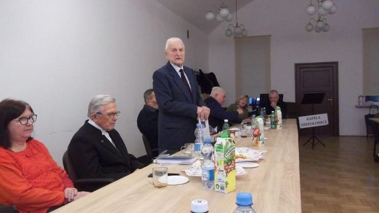 msza sw w kosciele Karmelitow dla MZRTK i spotkanie oplatkowe w bibliotece publicznej przy Rajskiej-015.jpg
