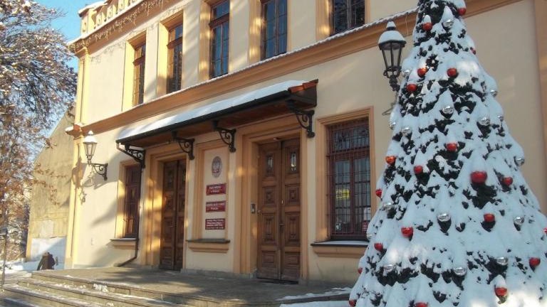 delegacja KPW na Spotkaniu Noworocznym Srodowisk Senioralnych w Wieliczce Sala Magistrat-001.jpg