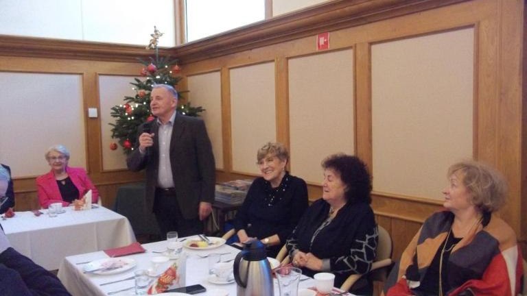 delegacja KPW na Spotkaniu Noworocznym Srodowisk Senioralnych w Wieliczce Sala Magistrat-011.jpg