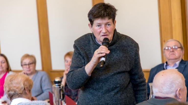 delegacja KPW na Spotkaniu Noworocznym Srodowisk Senioralnych w Wieliczce Sala Magistrat-014.jpg