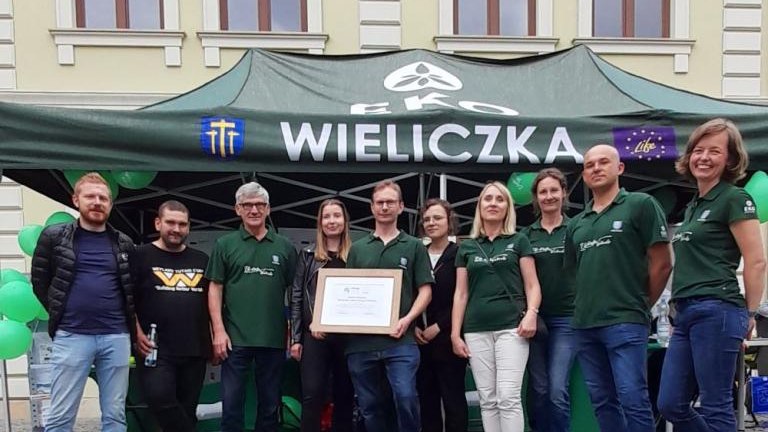 10.  Zespól Ekodoradców wraz z WFOŚ i partnerami - Lider Małopolski.jpg