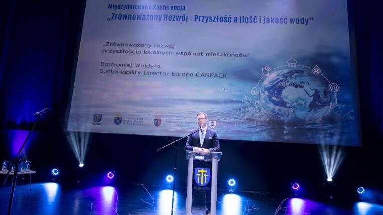 eksperci w Wieliczce o zrownowazonym rozwoju przyszlosc srodowiska-006.jpg