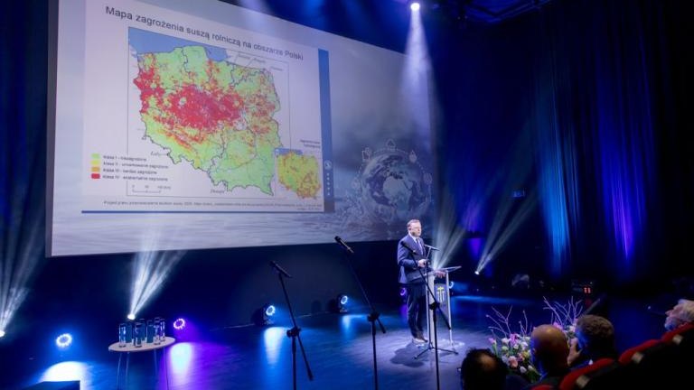 eksperci w Wieliczce o zrownowazonym rozwoju przyszlosc srodowiska-007.jpg