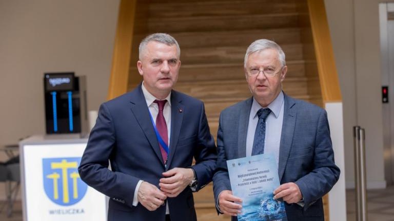 eksperci w Wieliczce o zrownowazonym rozwoju przyszlosc srodowiska-011.jpg
