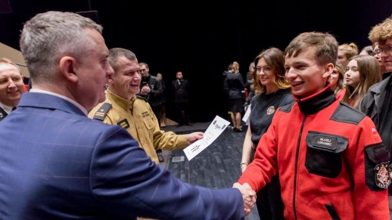 ogolnopolski turniej wiedzy pozarniczej mlodziez zapobiega pozarom - eliminacje gminne-011.jpg