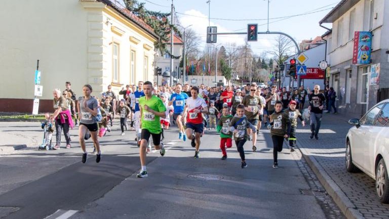 Bieg Tropem Wilczym - rekordowe 350 osob na linii startu-027.jpg