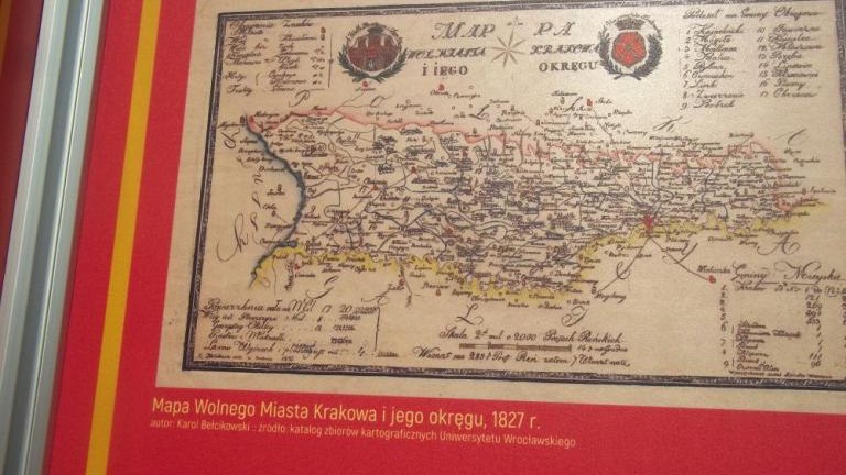 otwarcie wystawy Powstanie_Krakowskie - Historia_i_Pamiec w Krakowie na Rynku Podgórskim-007.jpg