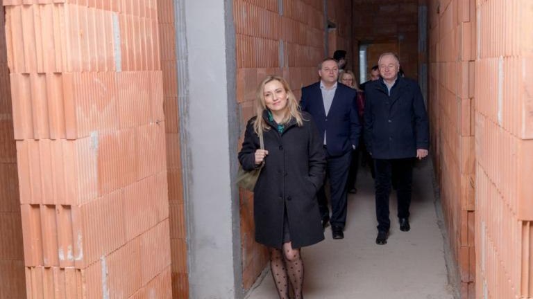 ponad 4 miliony na zakonczenie budowy przedszkola w Kozmicach Wielkich-018.jpg
