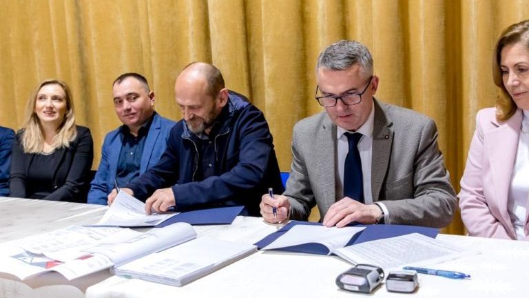 ponad 4 miliony na zakonczenie budowy przedszkola w Kozmicach Wielkich-028.jpg